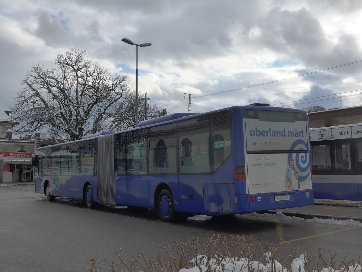 (186'895) - VZO Gr�ningen - Nr. 52/ZH 632'452 - Mercedes am 9. Dezember 2017 beim Bahnhof Wetzikon
