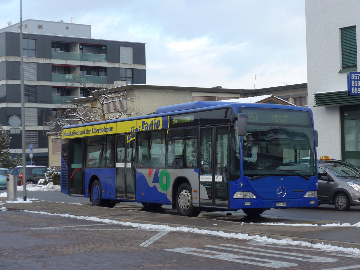 (186'902) - VZO Gr�ningen - Nr. 71/ZH 567'971 - Mercedes am 9. Dezember 2017 beim Bahnhof Wetzikon