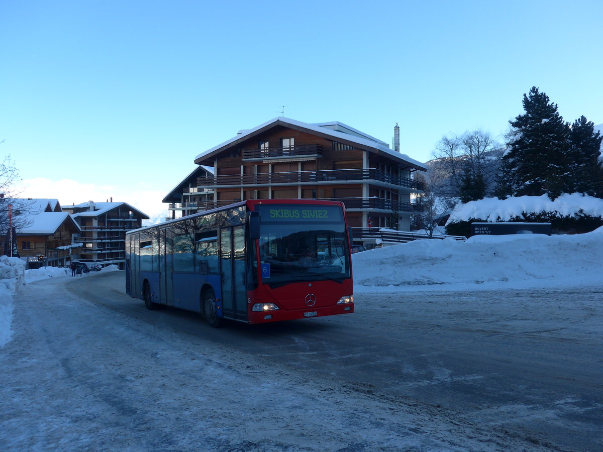 (186'980) - Lathion, Sion - Nr. 5/VS 24'726 - Mercedes (ex Chrisma, St. Moritz Nr. 1) am 17. Dezember 2017 in Haute-Nendaz, T�l�cabine 