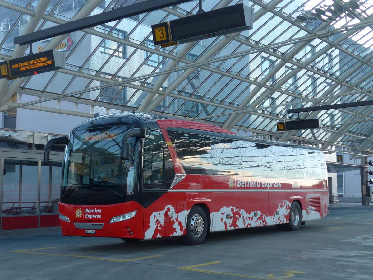 (187'604) - PostAuto Graub�nden - GR 162'993 - Neoplan am 1. Januar 2018 in Chur, Postautostation