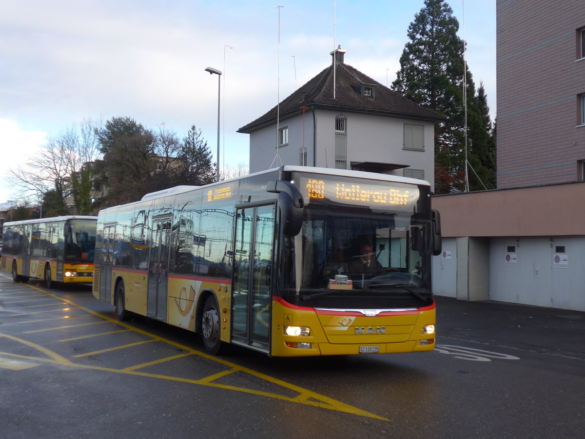 (187'615) - Schuler, Feusisberg - SZ 110'235 - MAN am 1. Januar 2018 beim Bahnhof Pf�ffikon