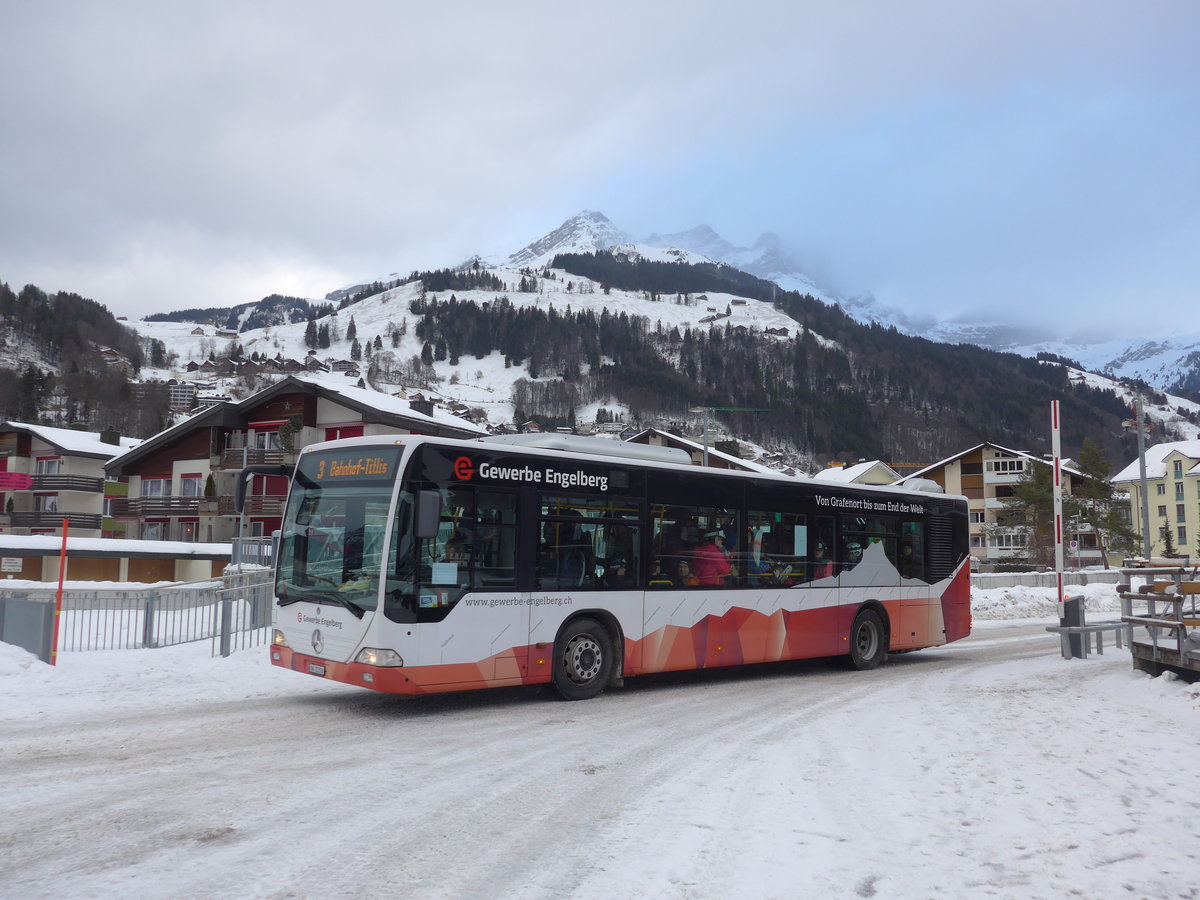 (187'640) - EAB Engelberg - Nr. 8/OW 22'333 - Mercedes (ex Ming, Sils-Maria; ex Vorf�hrwagen EvoBus, D-Mannheim) am 2. Januar 2018 in Engelberg, Titlisbahnen