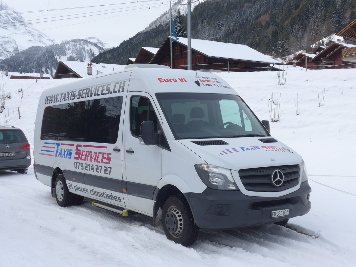 (187'995) - Taxis-Services, Granges-Paccot - FR 330'056 - Mercedes am 20. Januar 2018 in Champ�ry