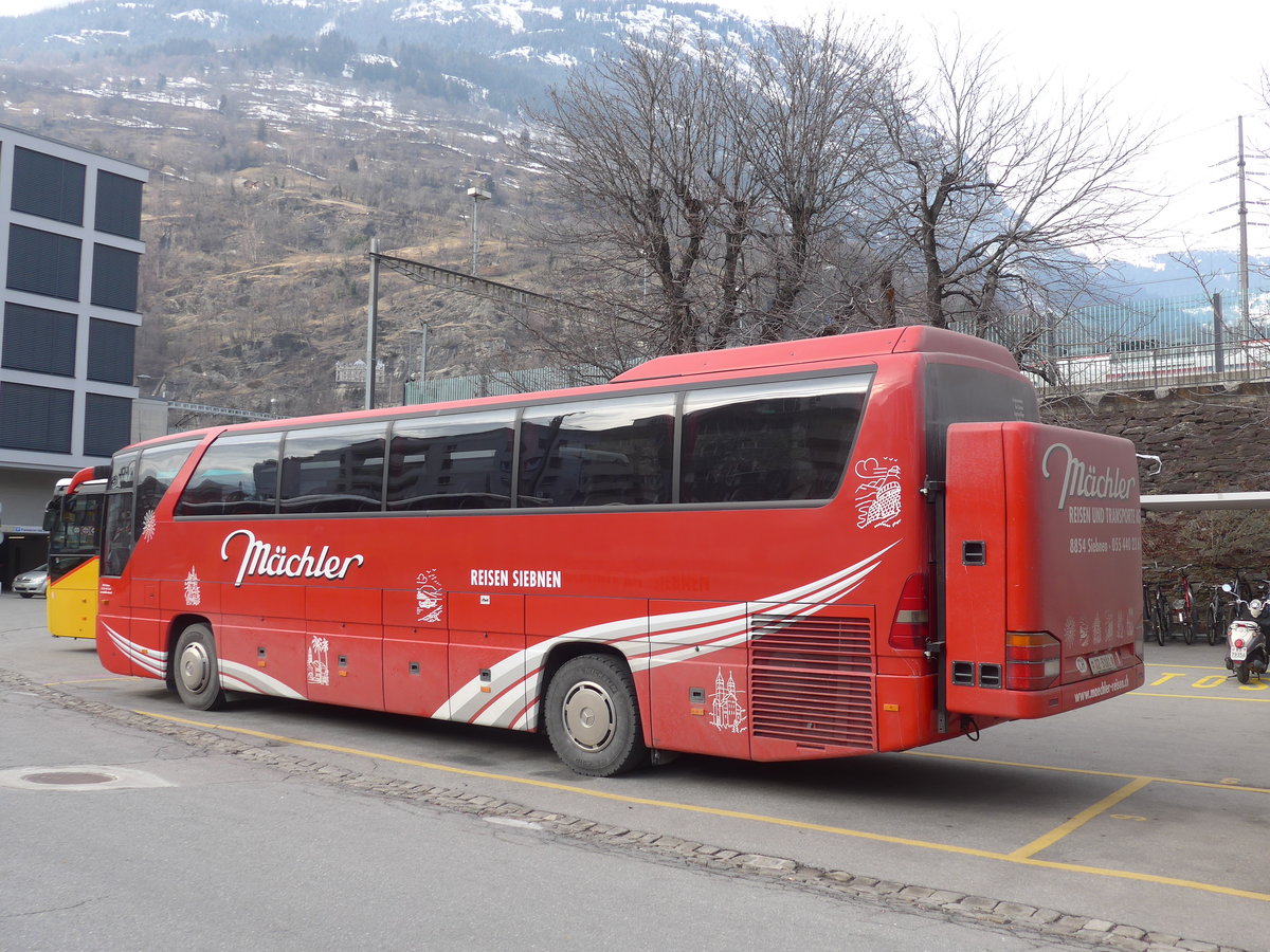 (188'444) - M�chler, Siebnen - SZ 5101 - Mercedes am 11. Feburar 2018 beim Bahnhof Brig