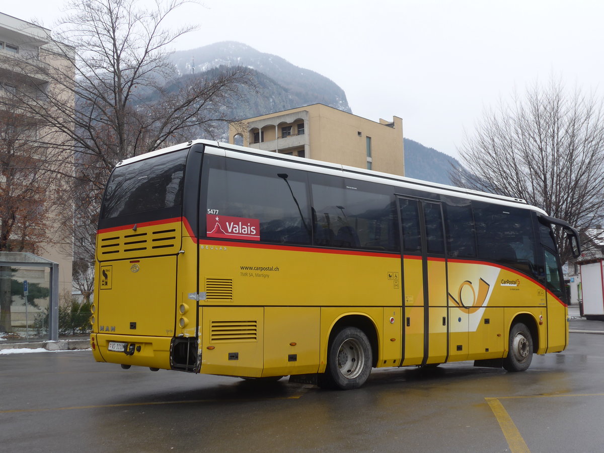 (189'031) - TMR Martigny - Nr. 127/VS 1110 - MAN/Beulas am 3. M�rz 2018 beim Bahnhof Martigny