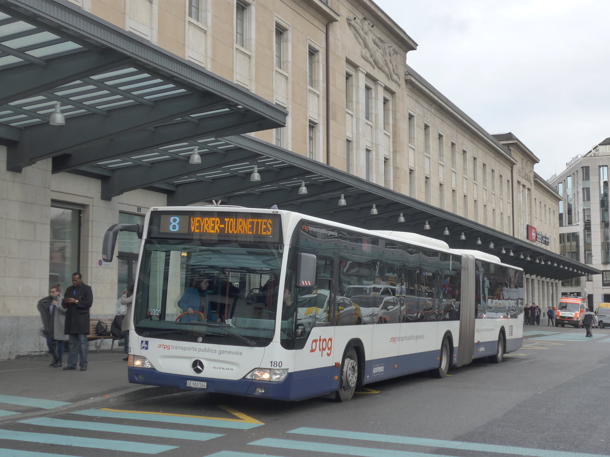 (189'134) - TPG Gen�ve - Nr. 180/GE 960'564 - Mercedes am 12. M�rz 2018 beim Bahnhof Gen�ve