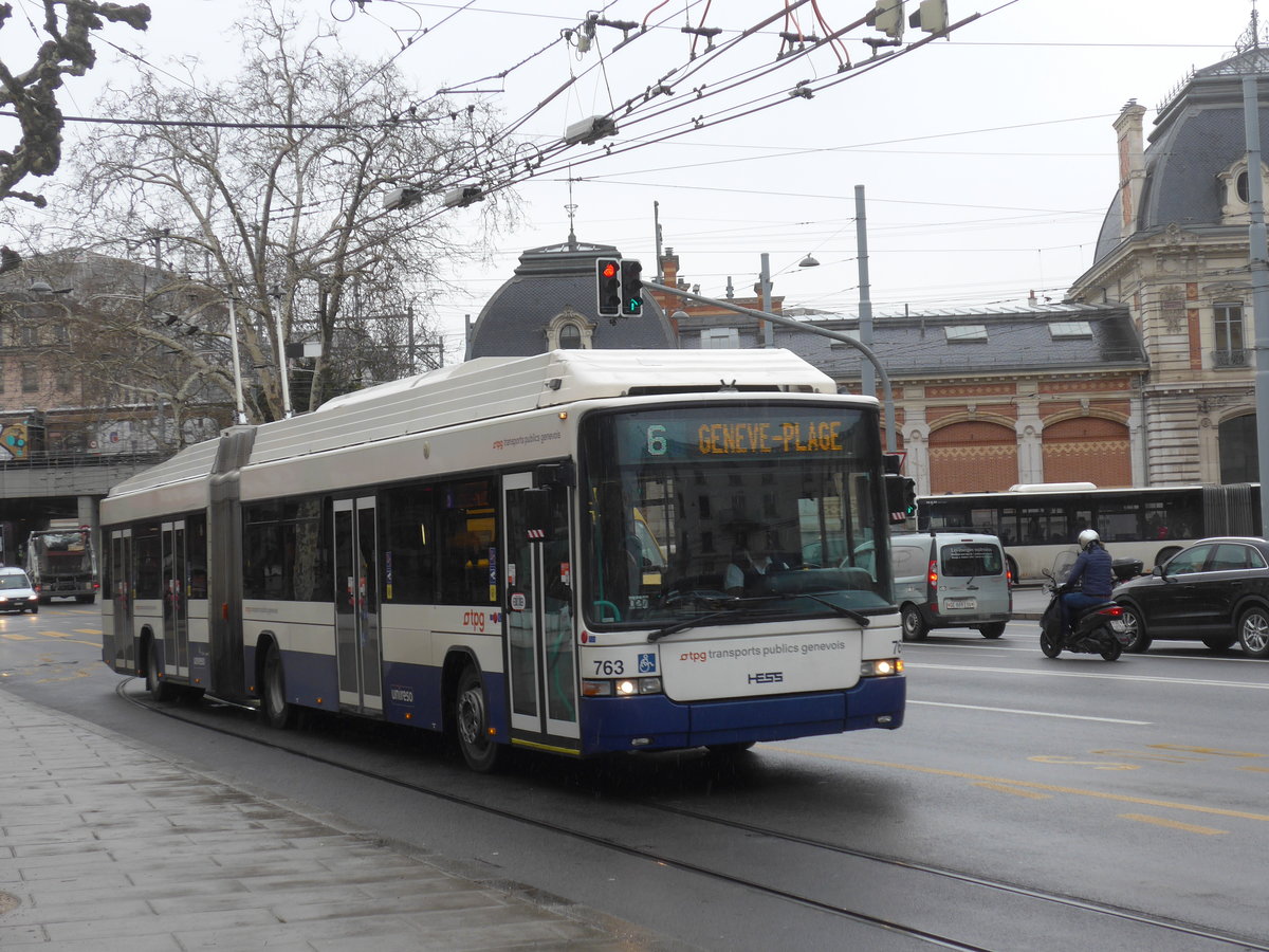 (189'185) - TPG Gen�ve - Nr. 763 - Hess/Hess Gelenktrolleybus am 12. M�rz 2018 in Gen�ve, Place des Vingt-Deux-Cantons