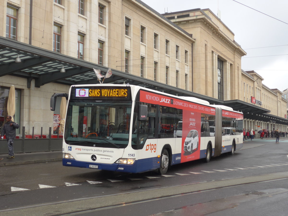(189'201) - TPG Gen�ve - Nr. 1143/GE 960'893 - Mercedes am 12. M�rz 2018 beim Bahnhof Gen�ve