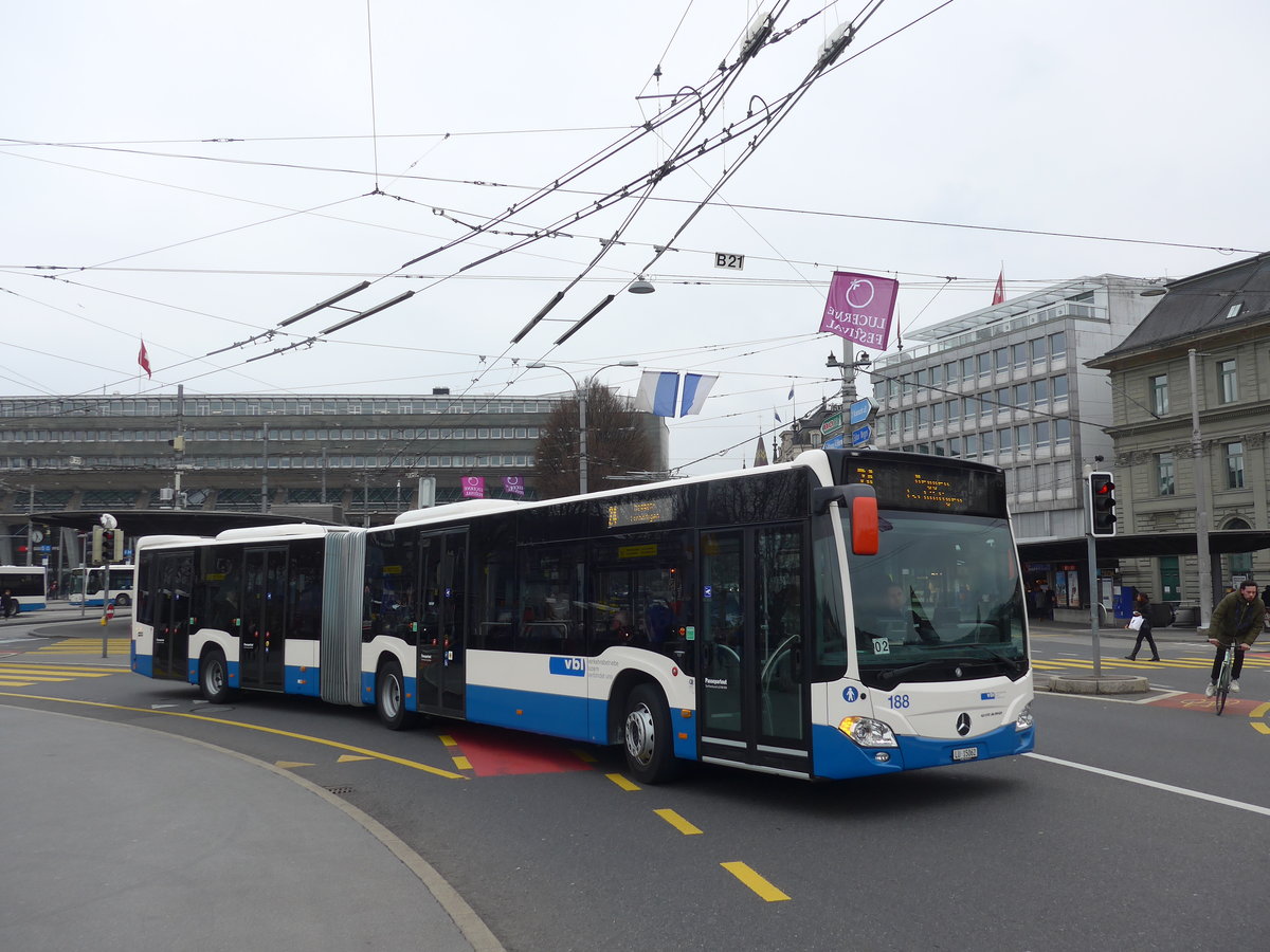 (189'402) - VBL Luzern - Nr. 188/LU 15'062 - Mercedes am 17. M�rz 2018 beim Bahnhof Luzern