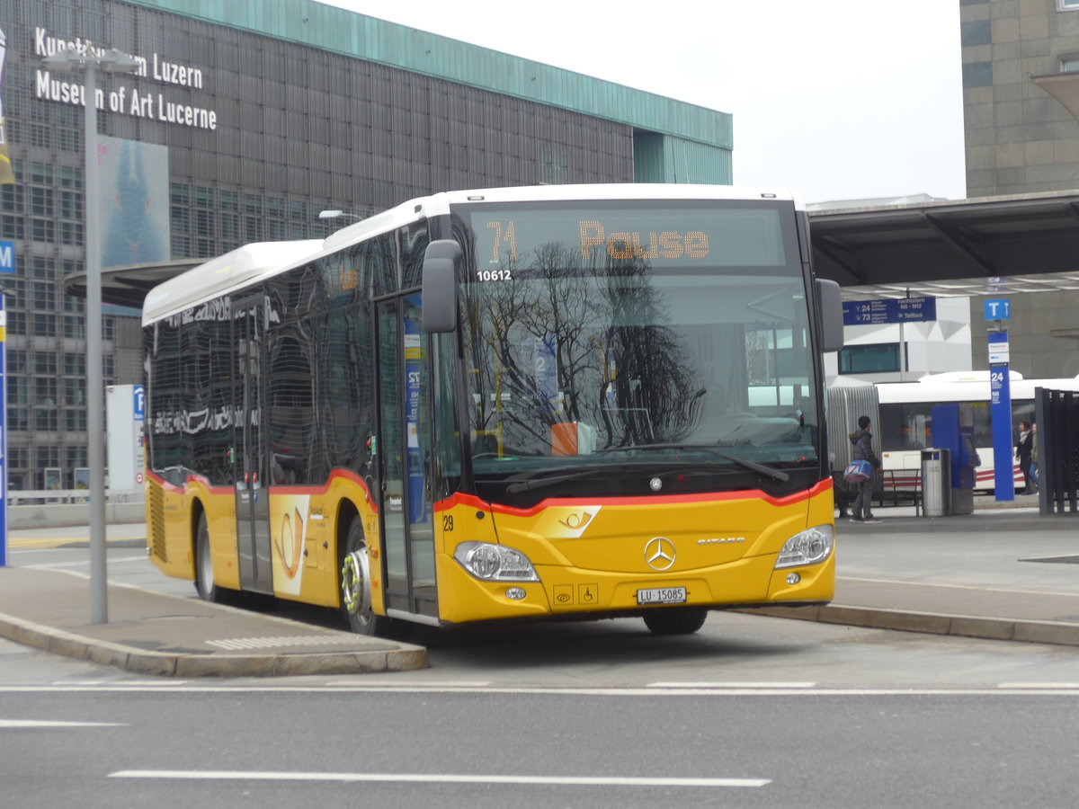 (189'418) - Bucheli, Kriens - Nr. 29/LU 15'085 - Mercedes am 17. M�rz 2018 beim Bahnhof Luzern