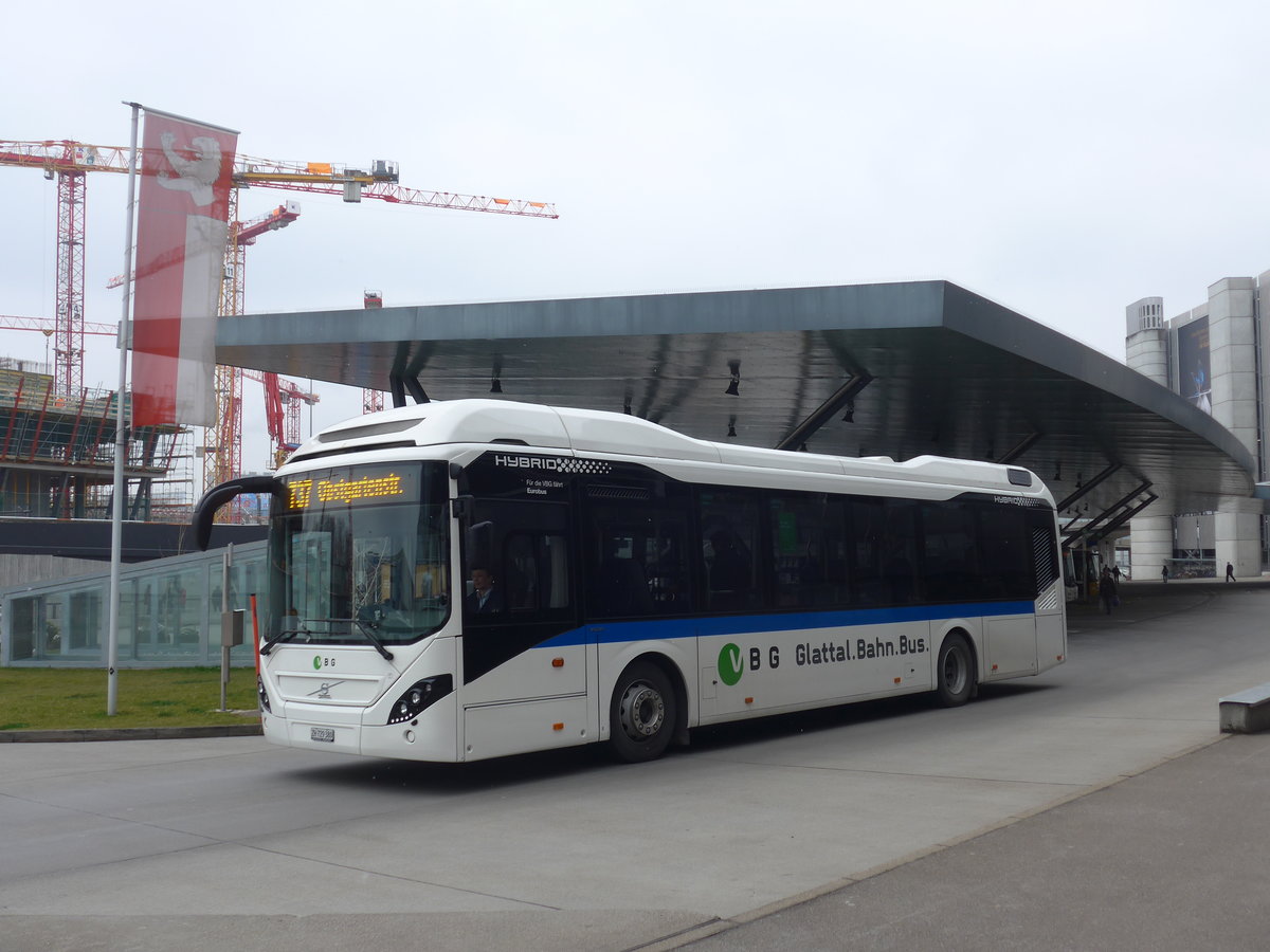 (189'566) - Welti-Furrer, Bassersdorf - Nr. 83/ZH 729'380 - Volvo am 19. M�rz 2018 in Z�rich, Flughafen