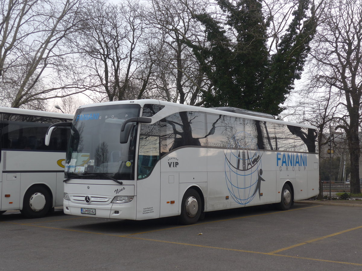 (189'672) - Aus Slowenien: Faniani, Ljublijana - LJ 012-AJ - Mercedes am 26. M�rz 2018 in Z�rich, Sihlquai