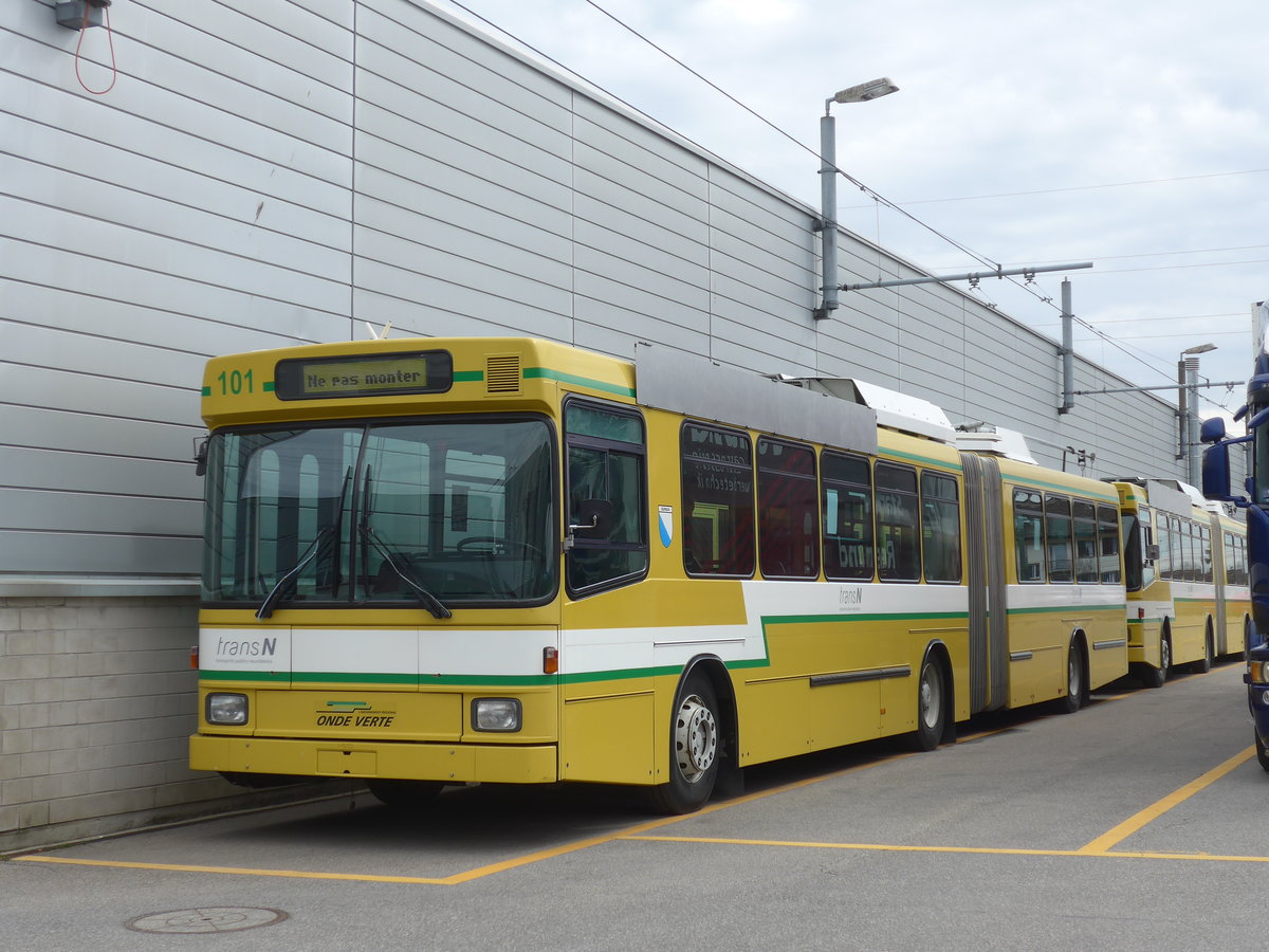 (189'988) - transN, La Chaux-de-Fonds - Nr. 101 - NAW/Hess Gelenktrolleybus (ex TN Neuch�tel Nr. 101) am 2. April 2018 in Marin, D�p�t