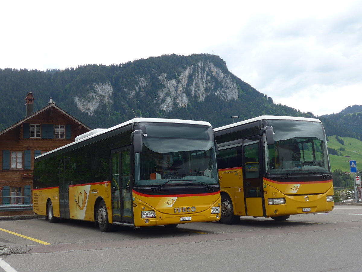(193'285) - MOB Montreux - Nr. 28/VD 1151 - Iveco am 21. Mai 2018 beim Bahnhof Ch�teau-d'Oex