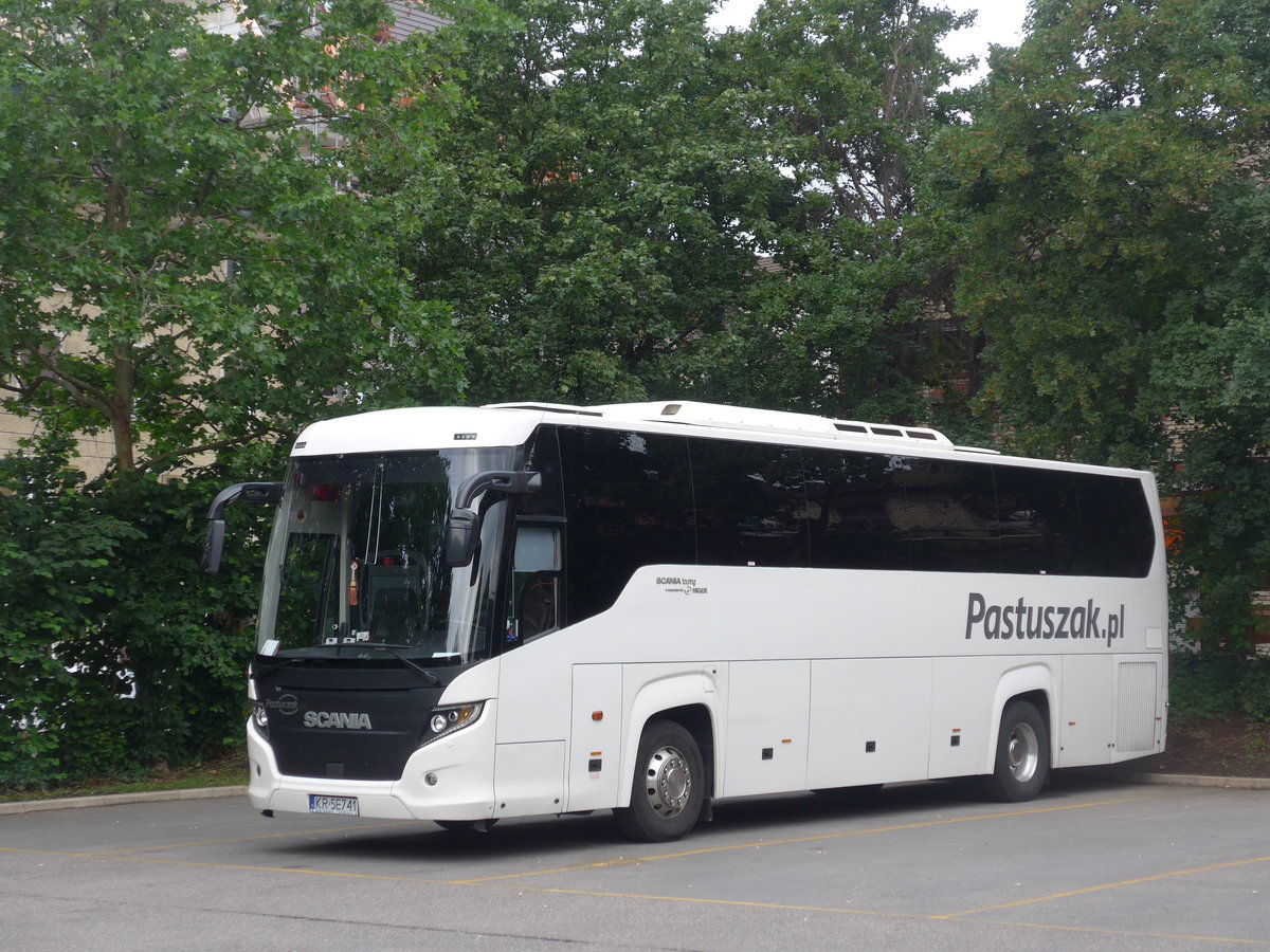 (193'791) - Aus Polen: Pastuszak, Krak�w - KR 5E741 - Scania/Higer am 9. Juni 2018 in Z�rich, Sihlquai
