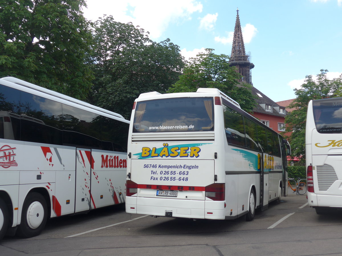 (194'226) - Bl�ser, Kempenich-Engeln - AW-RB 4000 - Setra am 18. Juni 2018 in Freiburg, Karlsplatz