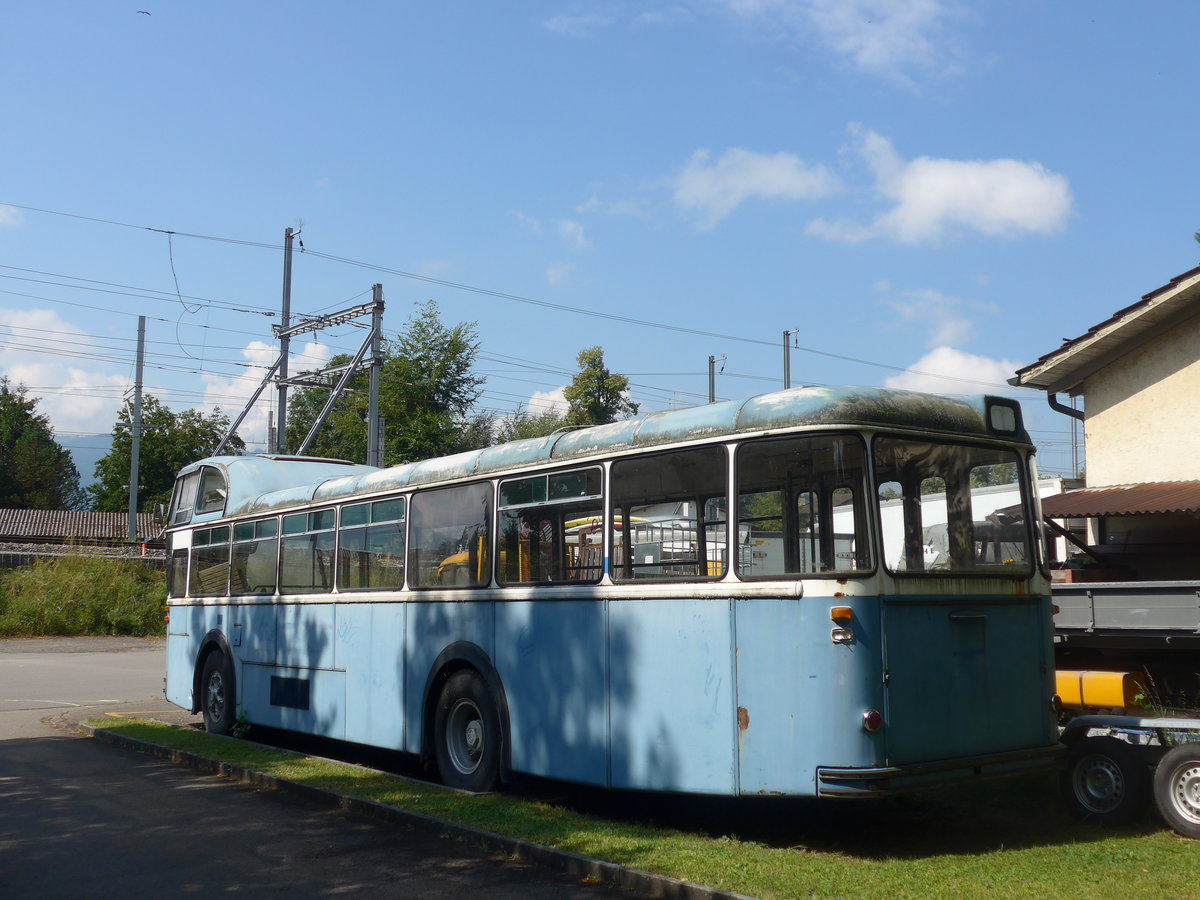 (194'550) - Oldie-Tours Z�risee, Wollerau - FBW/T�scher Hochlenker (ex VBZ Z�rich Nr. 250) am 7. Juli 2018 in Uznach, Garage