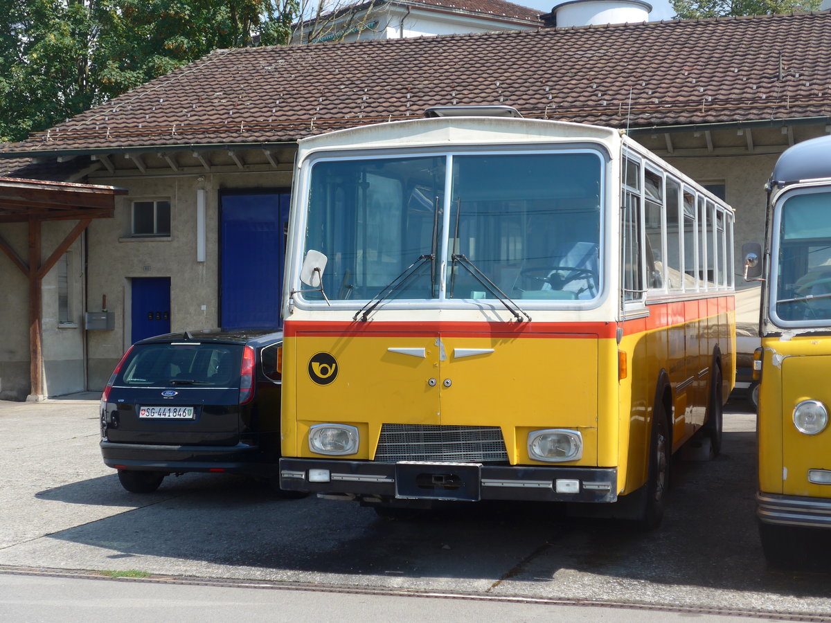 (194'556) - Oldie-Tours Z�risee, Wollerau - Saurer/Hess (ex Wohlgemuth, Hochwald) am 7. Juli 2018 in Uznach, Garage