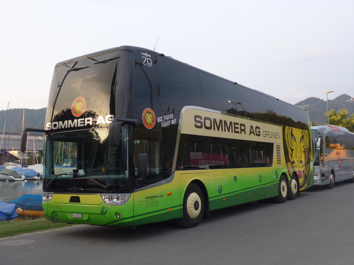 (195'508) - Sommer, Gr�nen - BE 123'540 - Van Hool am 4. August 2018 in Thun, Strandbad