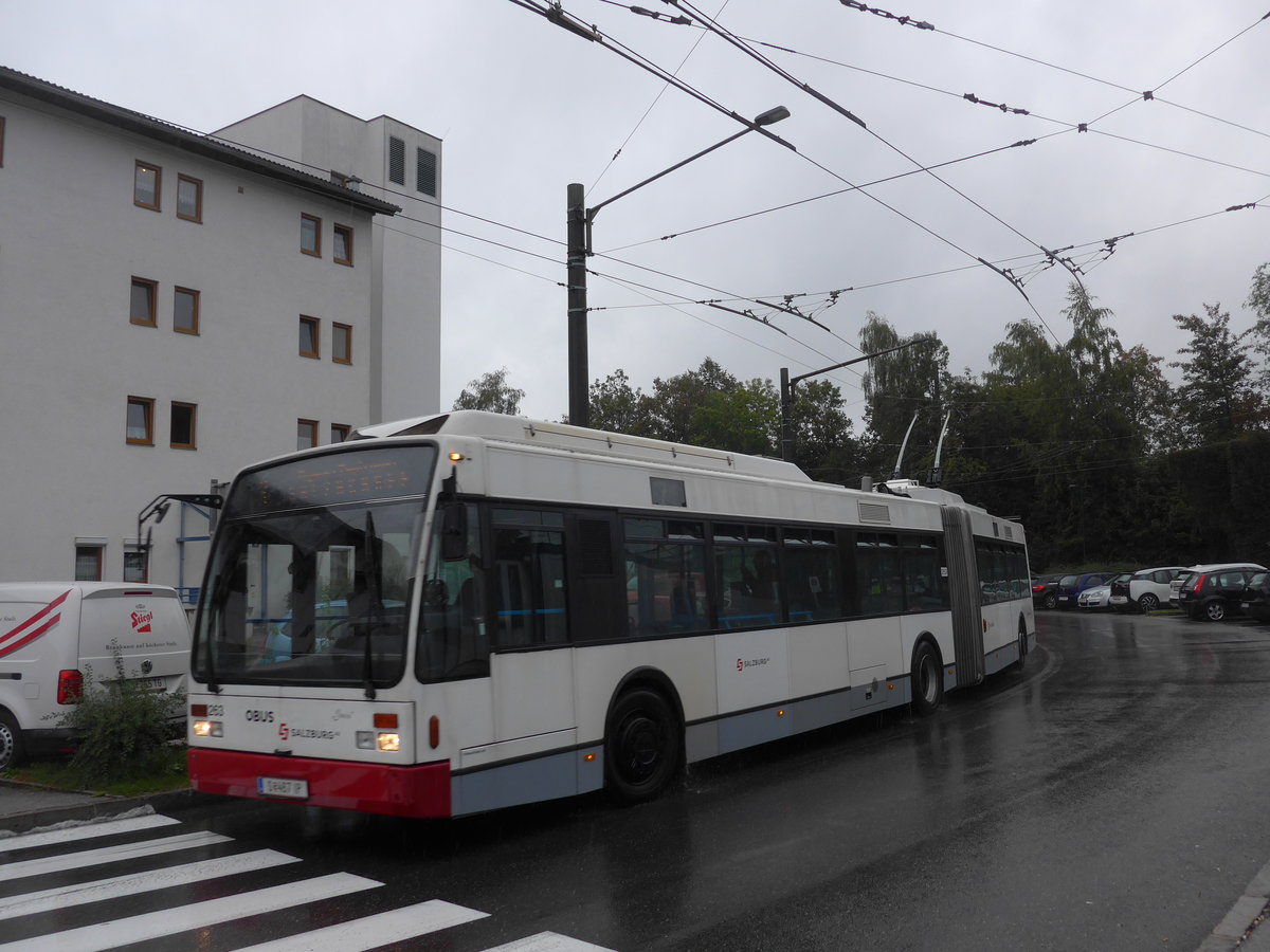 (197'433) - OBUS Salzburg - Nr. 263/S 467 IP - Van Hool Gelenktrolleybus (ex Nr. 0263) am 14. September 2018 beim Bahnhof Salzburg S�d