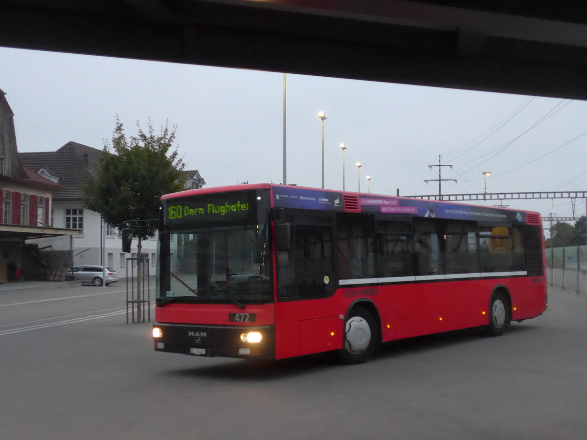 (197'976) - Bernmobil, Bern - Nr. 472/BE 716'472 - MAN/G�ppel (ex Peyer, Niederwangen Nr. 72) am 30. September 2018 beim Bahnhof M�nsingen
