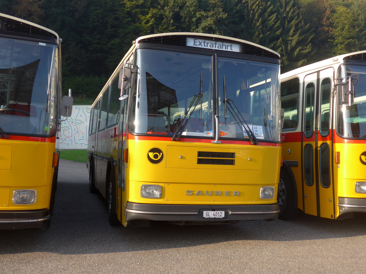 (197'981) - Schmid, Glarus - GL 4012 - Saurer/T�scher (ex Mosimann, Aesch; ex Erne, Full; ex P 24'257) am 30. September 2018 in Willisau, Altes Zeughaus