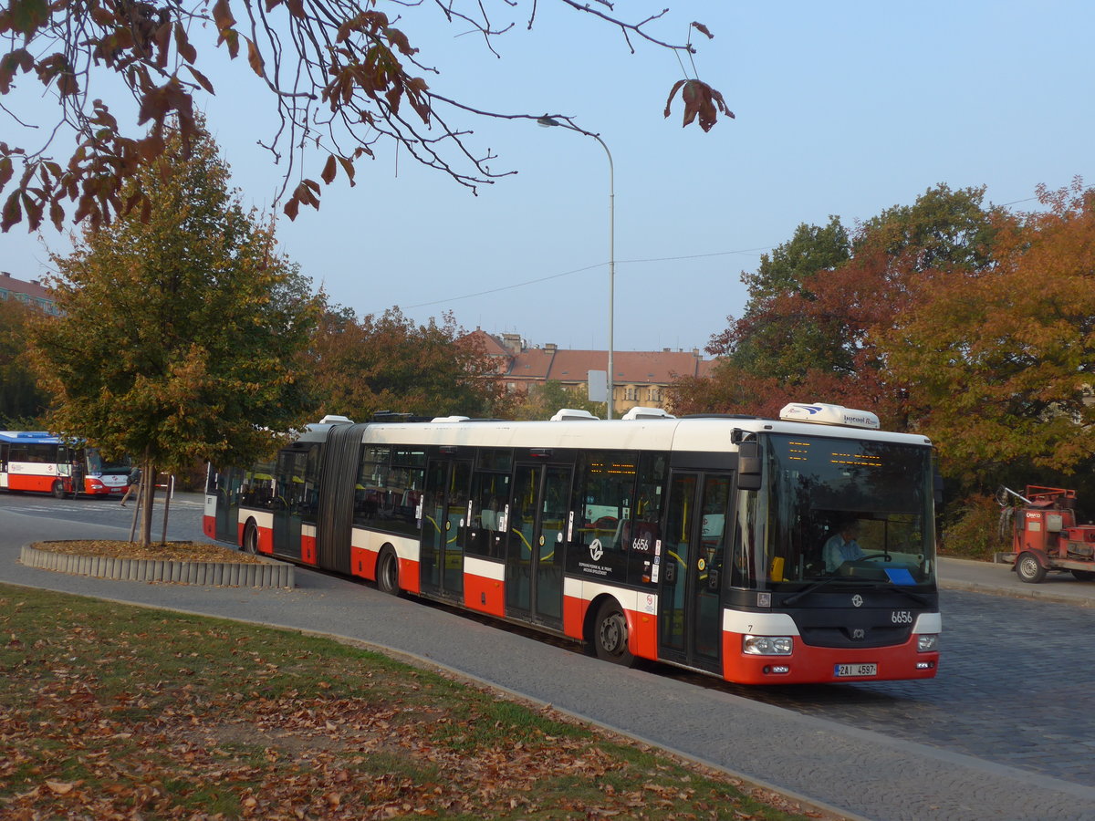 (198'476) - DPP Praha - Nr. 6656/2AI 4597 - SOR am 19. Oktober 2018 in Praha, Dejvick�