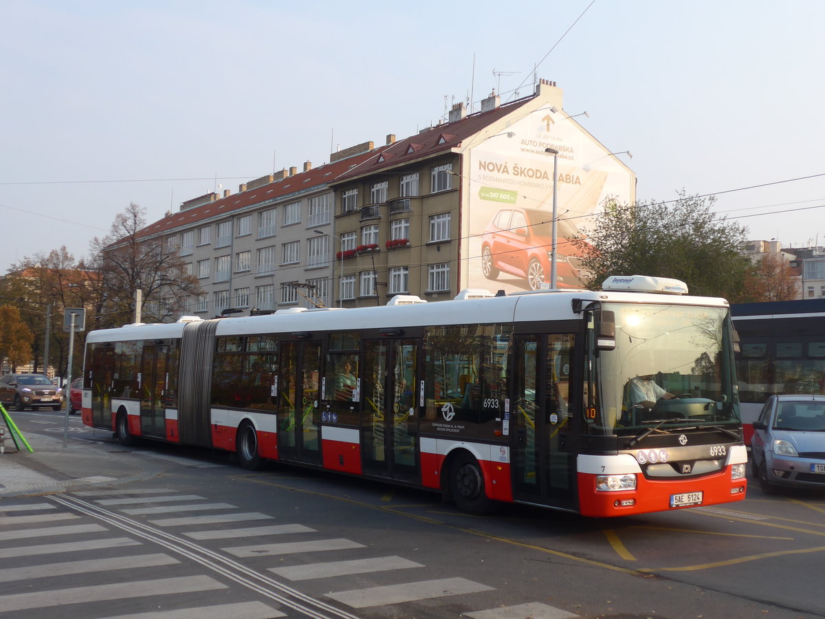 (198'485) - DPP Praha - Nr. 6933/5AE 5124 - SOR am 19. Oktober 2018 in Praha, Dejvick�