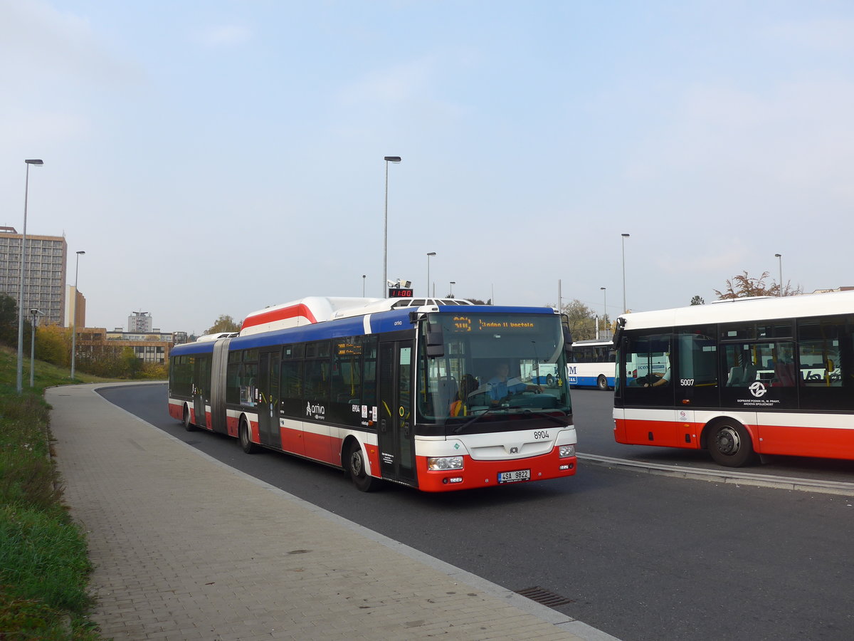 (198'540) - ARRIVA - Nr. 8904/4SA 9822 - SOR am 19. Oktober 2018 in Praha, N�draz� Veleslav�n