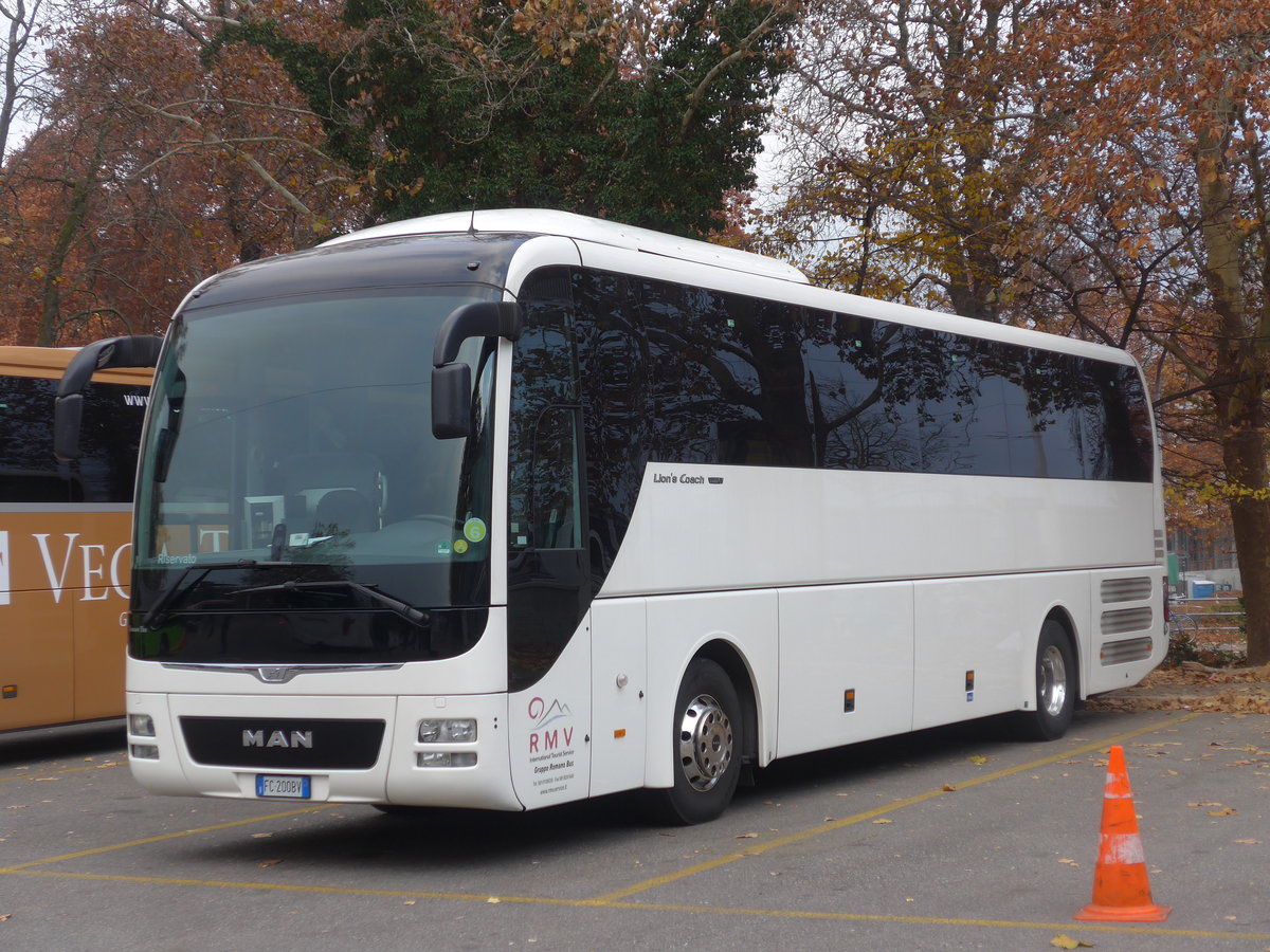 (199'436) - Aus Italien: RMV, Palma Campania - FC-200 BV - MAN am 18. November 2018 in Z�rich, Sihlquai