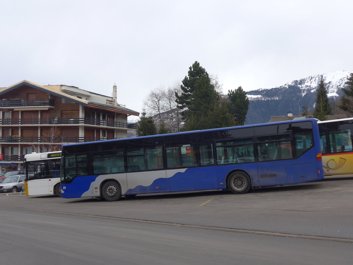 (200'349) - Lathion, Sion - Nr. 25/VS 404'042 - Mercedes (ex VZO Gr�ningen Nr. 14) am 30. Dezember 2018 in Haute-Nendaz, T�l�cabine