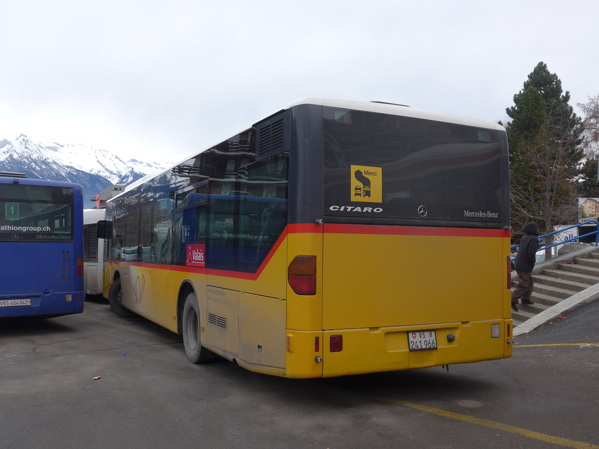 (200'350) - Lathion, Sion - Nr. 12/VS 241'966 - Mercedes (ex PostAuto Wallis) am 30. Dezember 2018 in Haute-Nendaz, T�l�cabine 