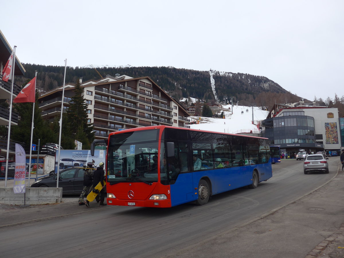 (200'359) - Lathion, Sion - Nr. 5/VS 24'726 - Mercedes (ex Chrisma, St. Moritz Nr. 1) am 30. Dezember 2018 in Haute-Nendaz, T�l�cabine