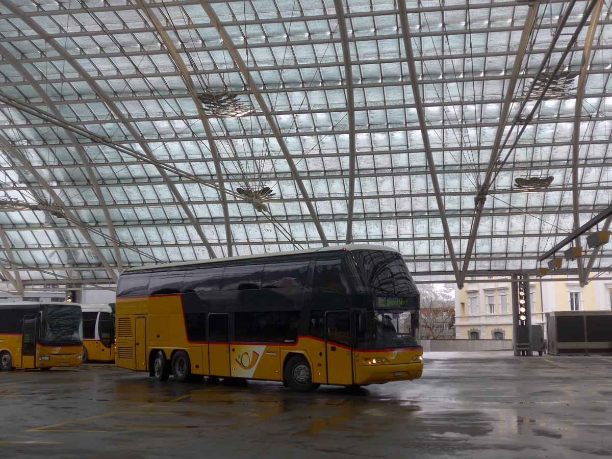 (200'625) - PostAuto Graub�nden - GR 162'999 - Neoplan am 2. Januar 2019 in Chur, Postautostation