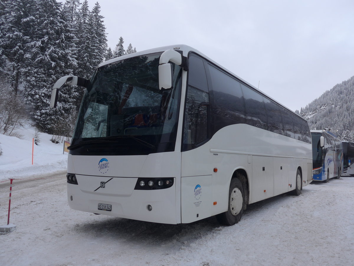 (200'717) - L�man Tours, Pr�verenges - VD 218'342 - Volvo am 12. Januar 2019 in Adelboden, ASB