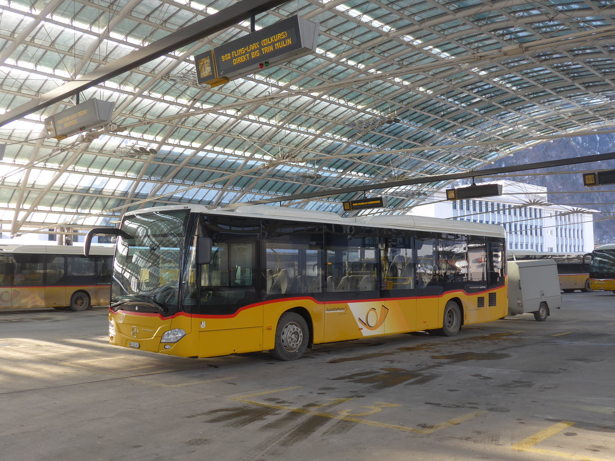 (201'229) - PostAuto Graub�nden - GR 102'343 - Mercedes am 19. Januar 2019 in Chur, Postautostation