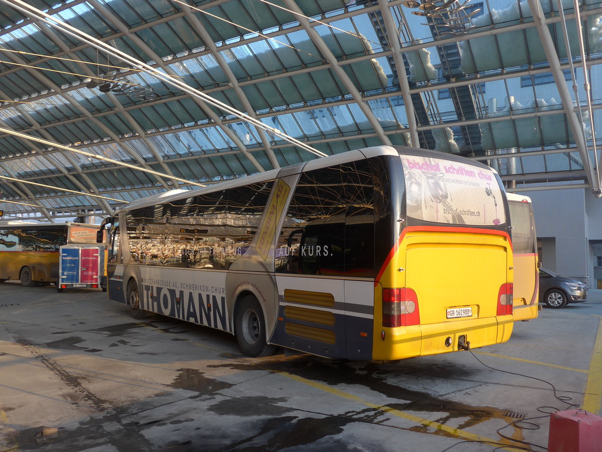 (201'302) - PostAuto Graub�nden - GR 162'988 - MAN am 19. Januar 2019 in Chur, Postautostation