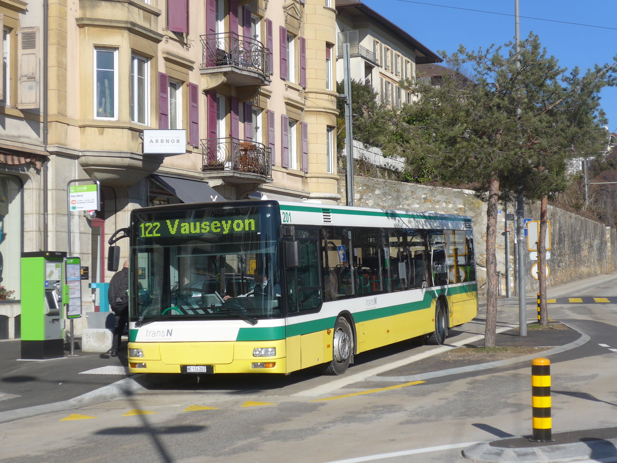 (201'638) - transN, La Chaux-de-Fonds - Nr. 201/NE 114'201 - MAN (ex TN Neuch�tel Nr. 201) am 16. Februar 2019 beim Bahnhof Neuch�tel