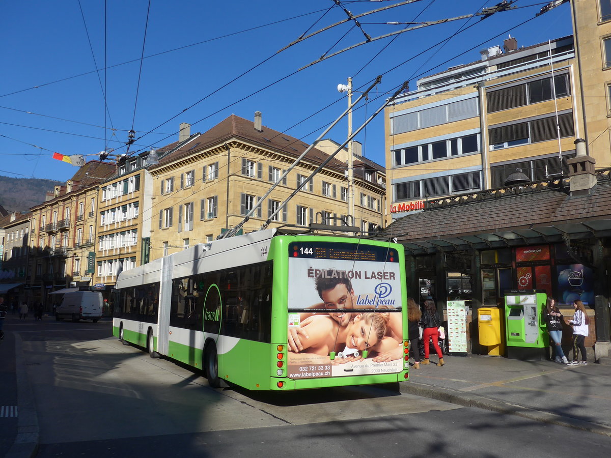 (201'647) - transN, La Chaux-de-Fonds - Nr. 144 - Hess/Hess Gelenktrolleybus am 16. Februar 2019 in Neuch�tel, Place Pury