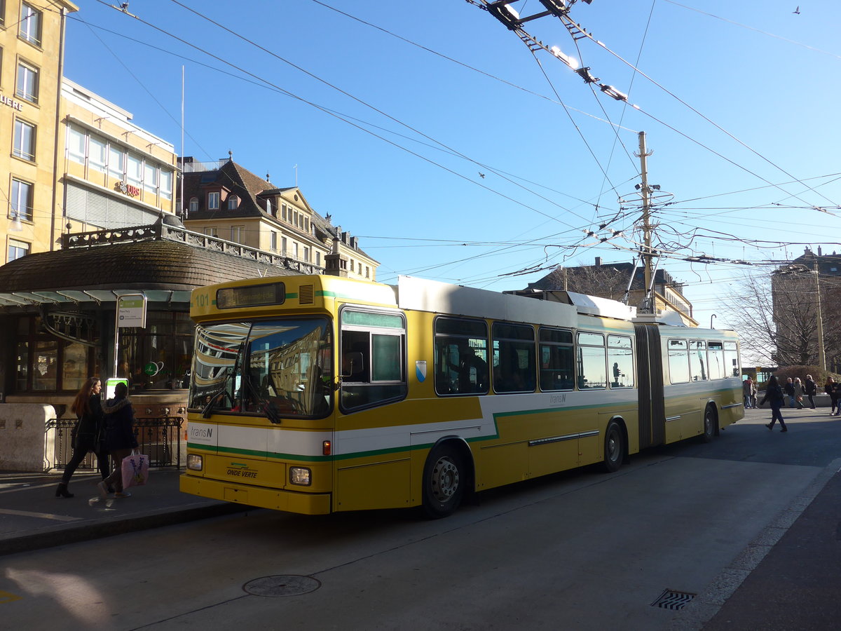 (201'656) - transN, La Chaux-de-Fonds - Nr. 101 - NAW/Hess Gelenktrolleybus (ex TN Neuch�tel Nr. 101) am 16. Februar 2019 in Neuch�tel, Place Pury