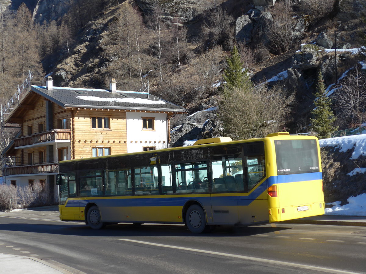 (201'762) - T�l�-Evol�ne, Evol�ne - VS 400'421 - Mercedes (ex BLT Oberwil Nr. 34) am 24. Februar 2019 in Evol�ne, Route de Lannaz
