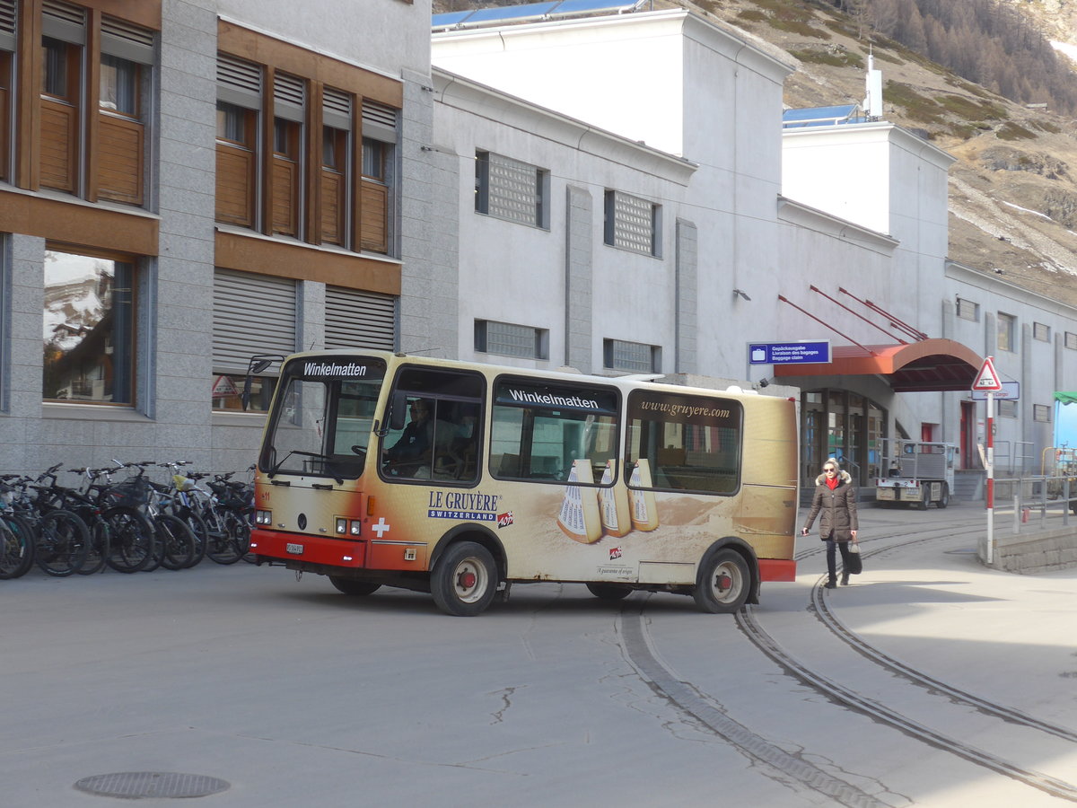(201'880) - OBZ Zermatt - Nr. 11/VS 164'911 - Vetter am 3. M�rz 2019 beim Bahnhof Zermatt