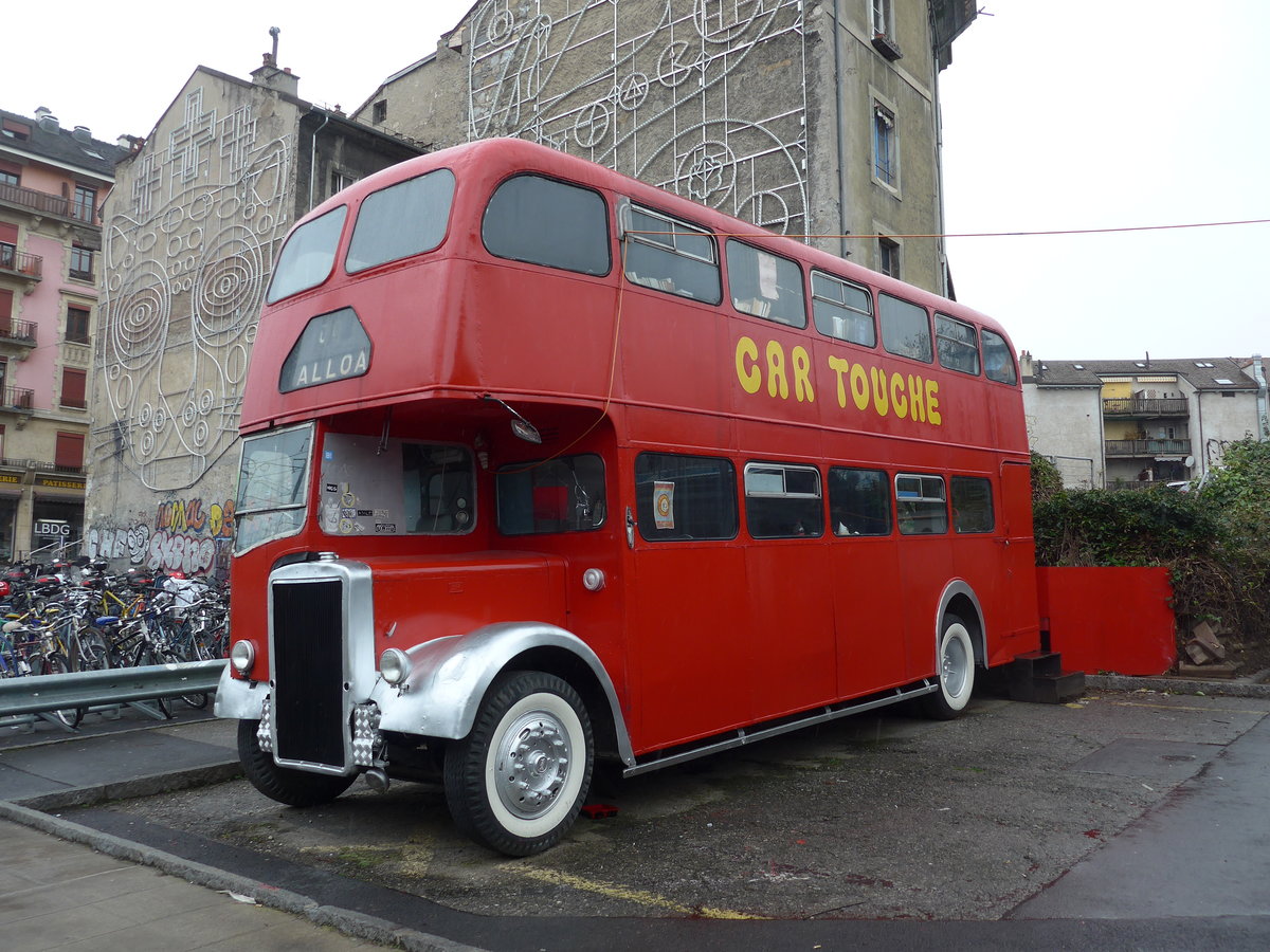 (202'200) - Car Touche, Gen�ve - Leyland (ex Londonbus) am 11. M�rz 2019 beim Bahnhof Gen�ve
