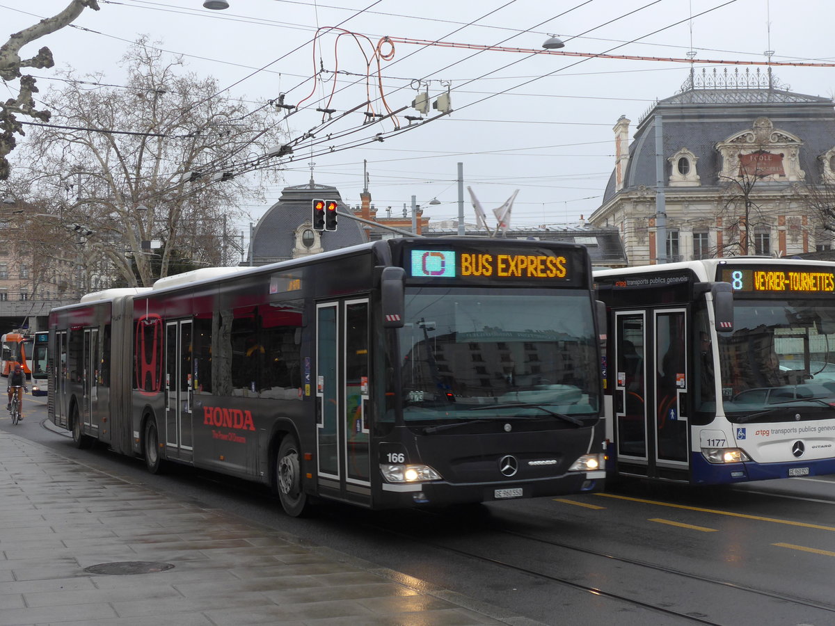 (202'211) - TPG Gen�ve - Nr. 166/GE 960'550 - Mercedes am 11. M�rz 2019 in Gen�ve, Place des Vingt-Deux-Cantons