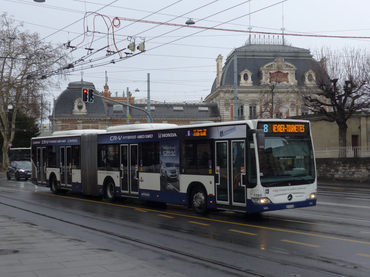 (202'248) - TPG Gen�ve - Nr. 1194/GE 961'268 - Mercedes am 11. M�rz 2019 in Gen�ve, Place des Vingt-Deux-Cantons