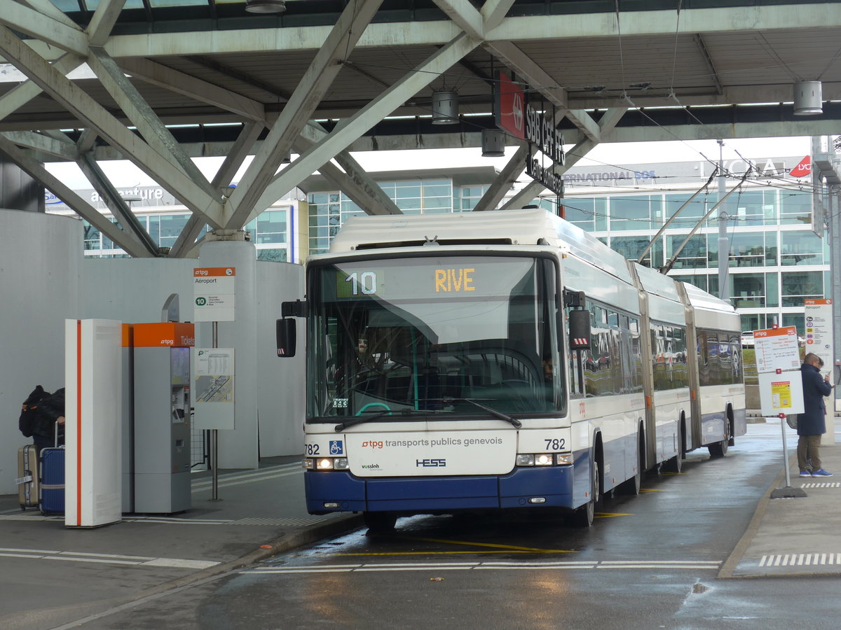 (202'265) - TPG Gen�ve - Nr. 782 - Hess/Hess Doppelgelenktrolleybus am 11. M�rz 2019 in Gen�ve, A�roport