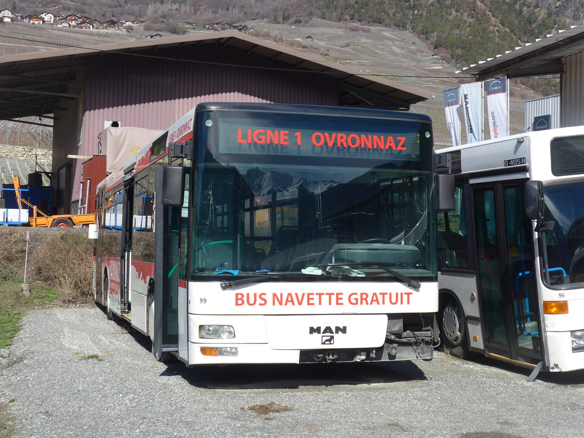 (202'390) - Buchard, Leytron - Nr. 99 - MAN am 16. M�rz 2019 in Leytron, Garage