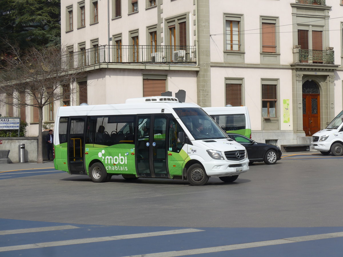 (202'449) - TPC Aigle - Nr. 604/VS 487'434 - Mercedes am 17. M�rz 2019 beim Bahnhof Aigle