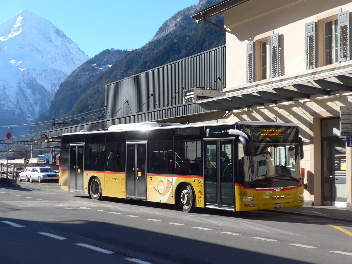 (202'516) - Mattli, Wassen - UR 9261 - MAN am 19. M�rz 2019 beim Bahnhof Erstfeld