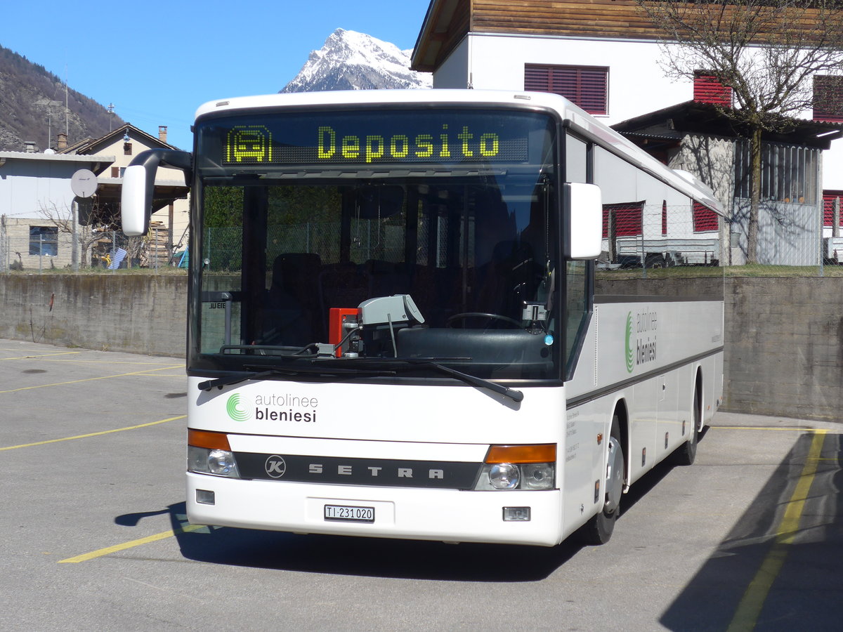 (202'568) - ABl Biasca - Nr. 20/TI 231'020 - Setra (ex AAGU Altdorf Nr. 33) am 19. M�rz 2019 in Biasca, Garage